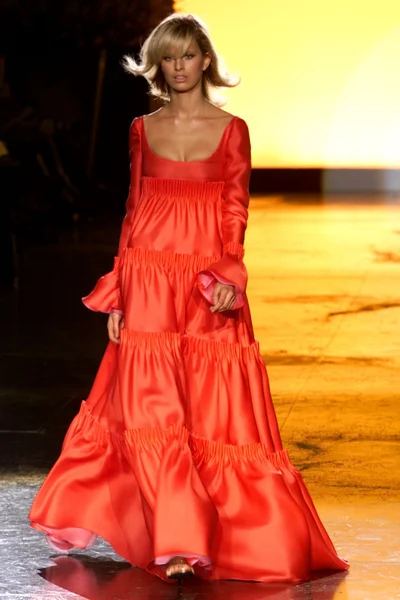 Look 50